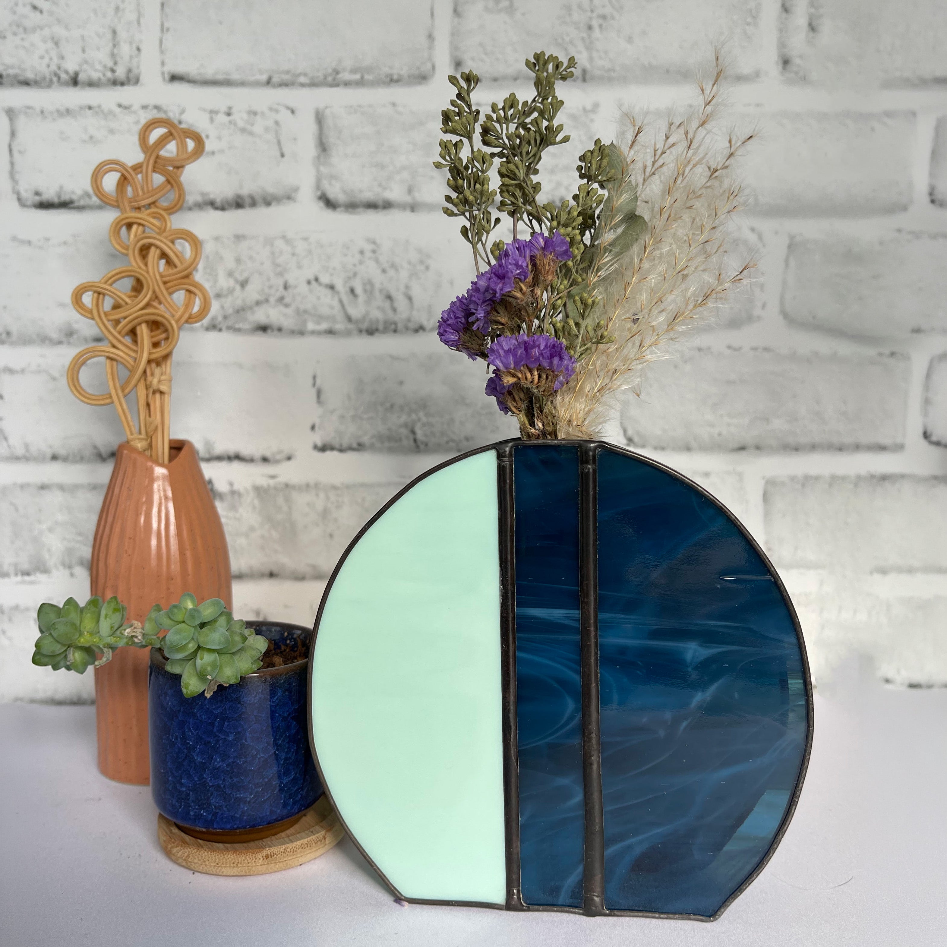 Round Bud Vase Mint
