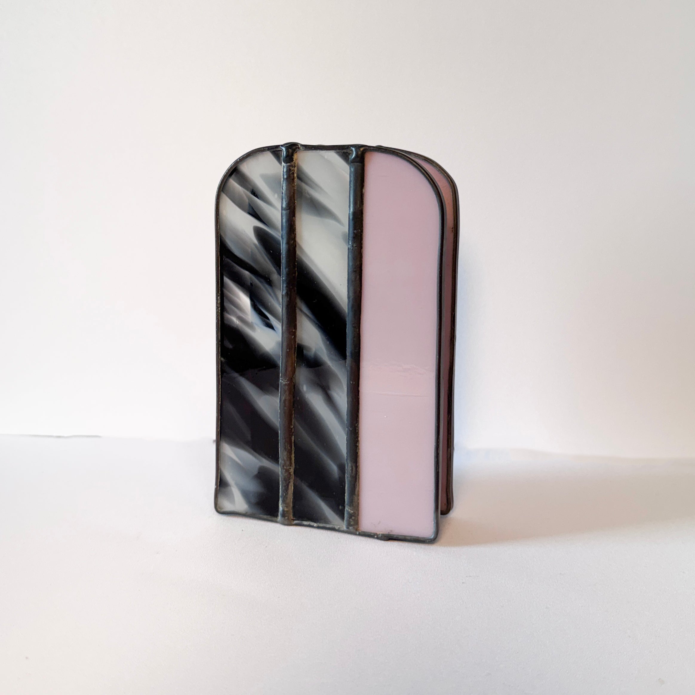 Arched Bud Vase Blackberry